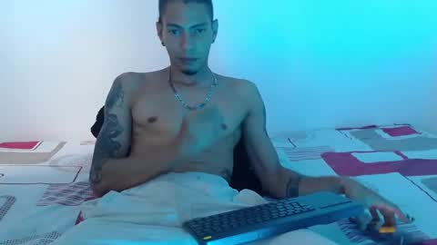 Snapshot of smooke_skinny chatting on 09/12/25, 07:36 Daniel Aston online show from 09/12/25, 07:36