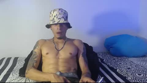 Snapshot of smooke_skinny chatting on 09/20/25, 07:15 Daniel Aston online show from 09/20/25, 07:15