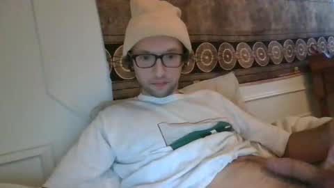 Snapshot of smoothcanuck69 chatting on 02/02/25, 12:57 Smoothcock online show from 02/02/25, 12:57