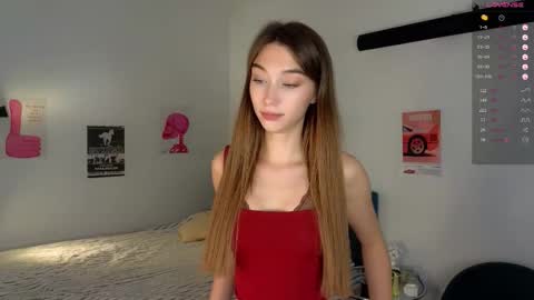 Snapshot of smoothnesss chatting on 03/15/26, 09:04 Eva online show from 03/15/26, 09:04