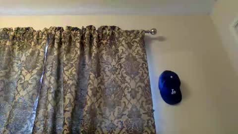 Snapshot of smoothstrik3r chatting on 03/16/26, 03:49 smoothstrik3r online show from 03/16/26, 03:49