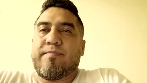 Snapshot of smoothstrik3r chatting on 03/26/26, 06:08 smoothstrik3r online show from 03/26/26, 06:08