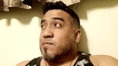 Snapshot of smoothstrik3r chatting on 03/27/26, 06:19 smoothstrik3r online show from 03/27/26, 06:19