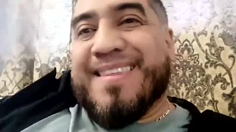 Snapshot of smoothstrik3r chatting on 04/22/26, 03:57 smoothstrik3r online show from 04/22/26, 03:57