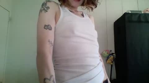 Snapshot of smoothvodka chatting on 12/12/24, 08:21 Bambi--Vodka online show from 12/12/24, 08:21