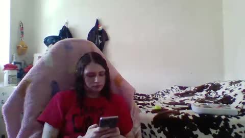 Snapshot of smoothvodka chatting on 04/09/26, 05:40 Bambi--Vodka online show from 04/09/26, 05:40