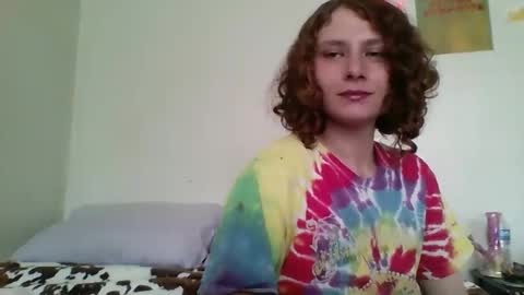 Snapshot of smoothvodka chatting on 04/19/26, 09:17 Bambi--Vodka online show from 04/19/26, 09:17