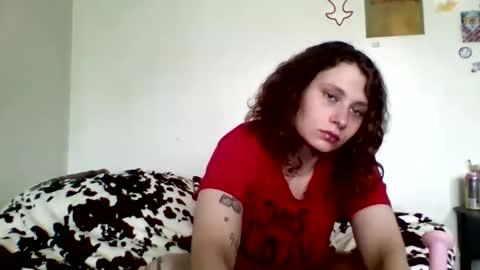 Snapshot of smoothvodka chatting on 05/24/26, 05:51 Bambi--Vodka online show from 05/24/26, 05:51