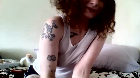 Snapshot of smoothvodka chatting on 06/11/26, 07:12 Bambi--Vodka online show from 06/11/26, 07:12