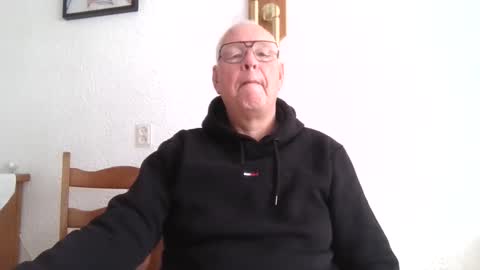 smoothy5460 online show from 02/07/25, 10:29