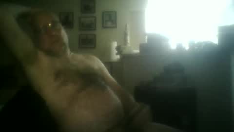 Snapshot of sms172 chatting on 12/14/25, 05:13 sms172 online show from 12/14/25, 05:13