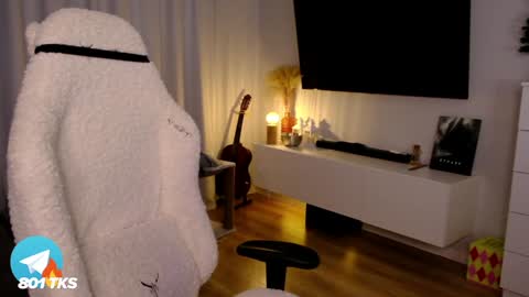 smthwrong online show from 01/09/25, 12:35