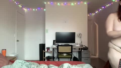 smutship online show from 11/17/25, 05:41