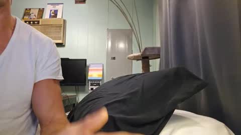 Snackyyyy online show from 02/22/26, 12:01