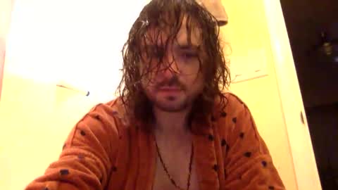 Snapshot of snafylnoel chatting on 12/22/25, 03:20 snafylnoel online show from 12/22/25, 03:20