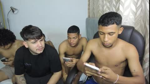 Snapshot of snak_master1 chatting on 09/16/25, 06:14 snak_master1 online show from 09/16/25, 06:14