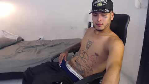 Snapshot of snak_master1 chatting on 09/20/25, 06:14 snak_master1 online show from 09/20/25, 06:14