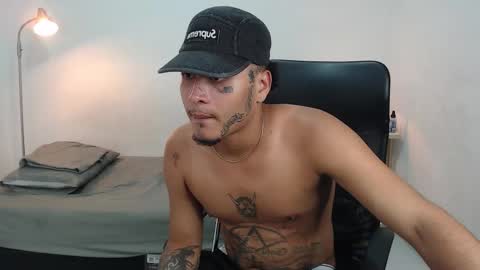 Snapshot of snak_master1 chatting on 09/27/25, 05:56 snak_master1 online show from 09/27/25, 05:56