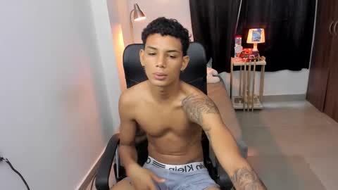 Snapshot of snak_master1 chatting on 11/05/25, 03:12 snak_master1 online show from 11/05/25, 03:12