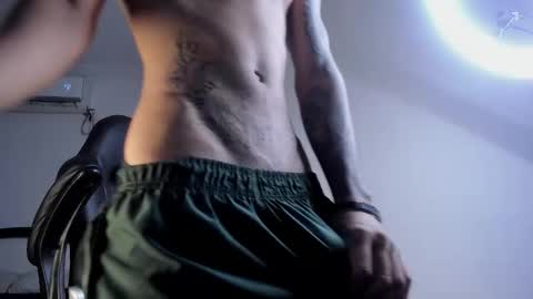 snakebutterfly online show from 09/09/25, 07:52