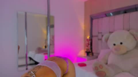  daya  online show from 11/27/25, 03:52