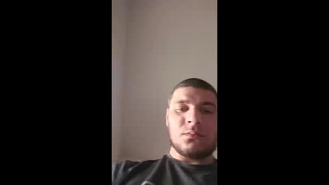 Snapshot of snayk92 chatting on 05/18/26, 12:00 snayk92 online show from 05/18/26, 12:00