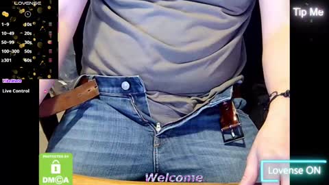 Snapshot of sneakybill82 chatting on 02/09/25, 02:50 Sneakybill online show from 02/09/25, 02:50