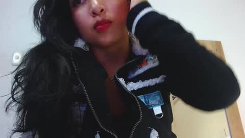 Hellen  online show from 12/20/24, 08:49