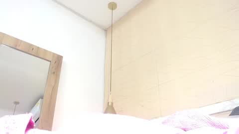 Hellen  online show from 01/04/25, 10:16