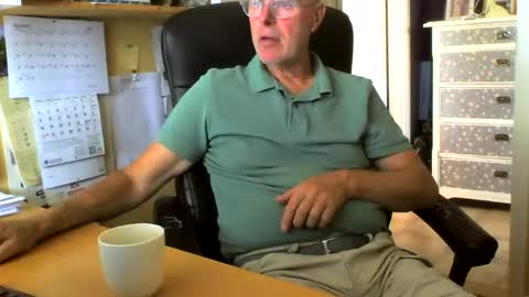 snickarn335731 online show from 09/15/25, 11:10