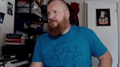 Snapshot of snidelywhipsass chatting on 09/18/25, 04:53 Snidely Whipsass online show from 09/18/25, 04:53