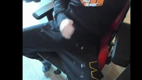 snip1977 online show from 02/23/25, 09:33