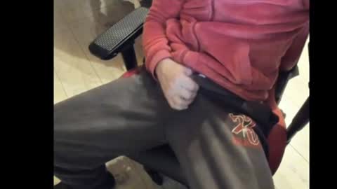 snip1977 online show from 03/10/25, 08:12