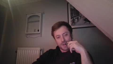 Snapshot of snoecks chatting on 04/24/26, 10:34 snoecks online show from 04/24/26, 10:34