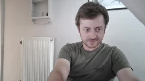 Snapshot of snoecks chatting on 05/09/26, 01:16 snoecks online show from 05/09/26, 01:16