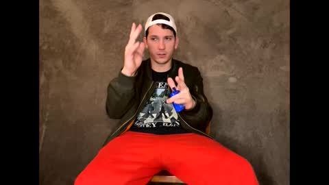 Snapshot of snoochiepoochies chatting on 01/18/25, 05:31 Will Rex online show from 01/18/25, 05:31