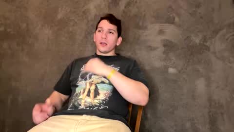 Snapshot of snoochiepoochies chatting on 02/07/25, 04:27 Will Rex online show from 02/07/25, 04:27