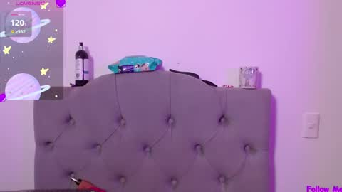 Snapshot of snow_baall chatting on 01/13/25, 12:02 IG OF red moonn online show from 01/13/25, 12:02