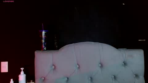 Snapshot of snow_baall chatting on 06/04/26, 05:35 IG OF red moonn online show from 06/04/26, 05:35