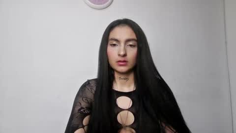 snow_sweet online show from 03/18/26, 07:33