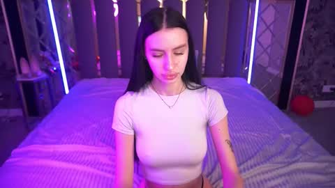 snow_whiteeex online show from 02/27/26, 07:08