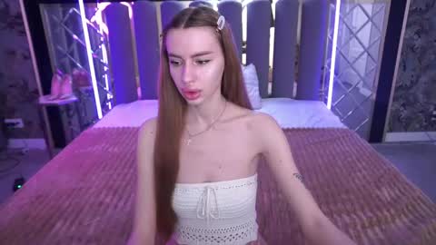 snow_whiteeex online show from 05/10/26, 05:34