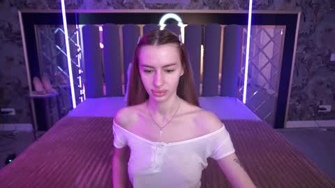 snow_whiteeex online show from 05/16/26, 05:48