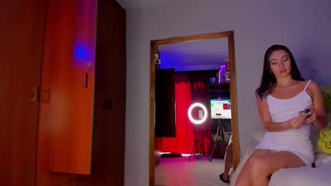 Snapshot of snowbabyxox chatting on 02/22/25, 03:58 snowbabyxox online show from 02/22/25, 03:58