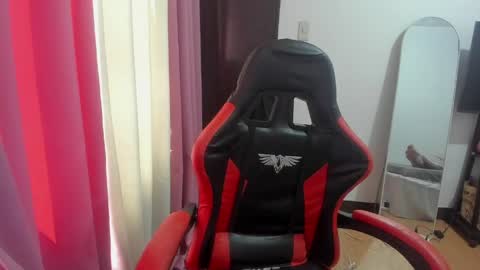SnowClairee online show from 05/12/26, 06:10