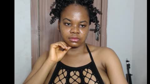 snowdrop5 online show from 10/29/25, 08:21