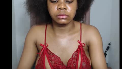 snowdrop5 online show from 11/18/25, 08:57