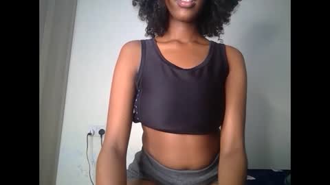 snowfox254 online show from 09/29/25, 10:36