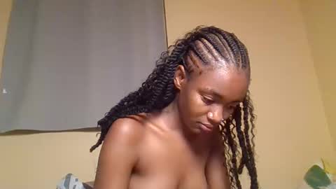 Snowie eyes online show from 11/14/25, 12:42