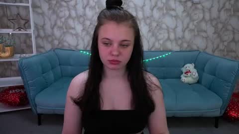 Snapshot of snowwhite_bella chatting on 04/24/26, 07:27 snowwhite_bella online show from 04/24/26, 07:27